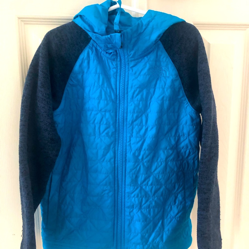 Boys The North Face Jacket size 6